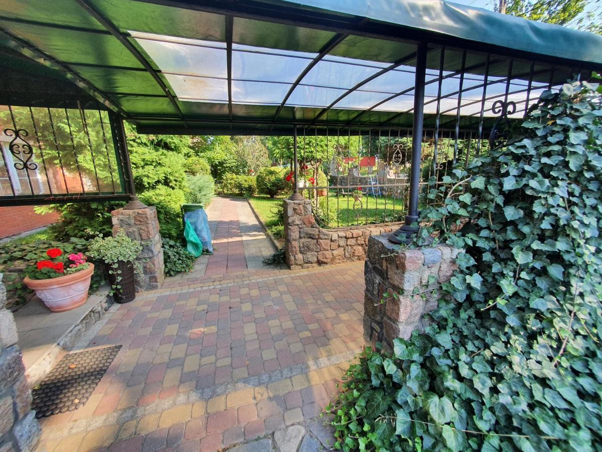 Pensjonat ,,Eden" Charbrowo Exterior photo